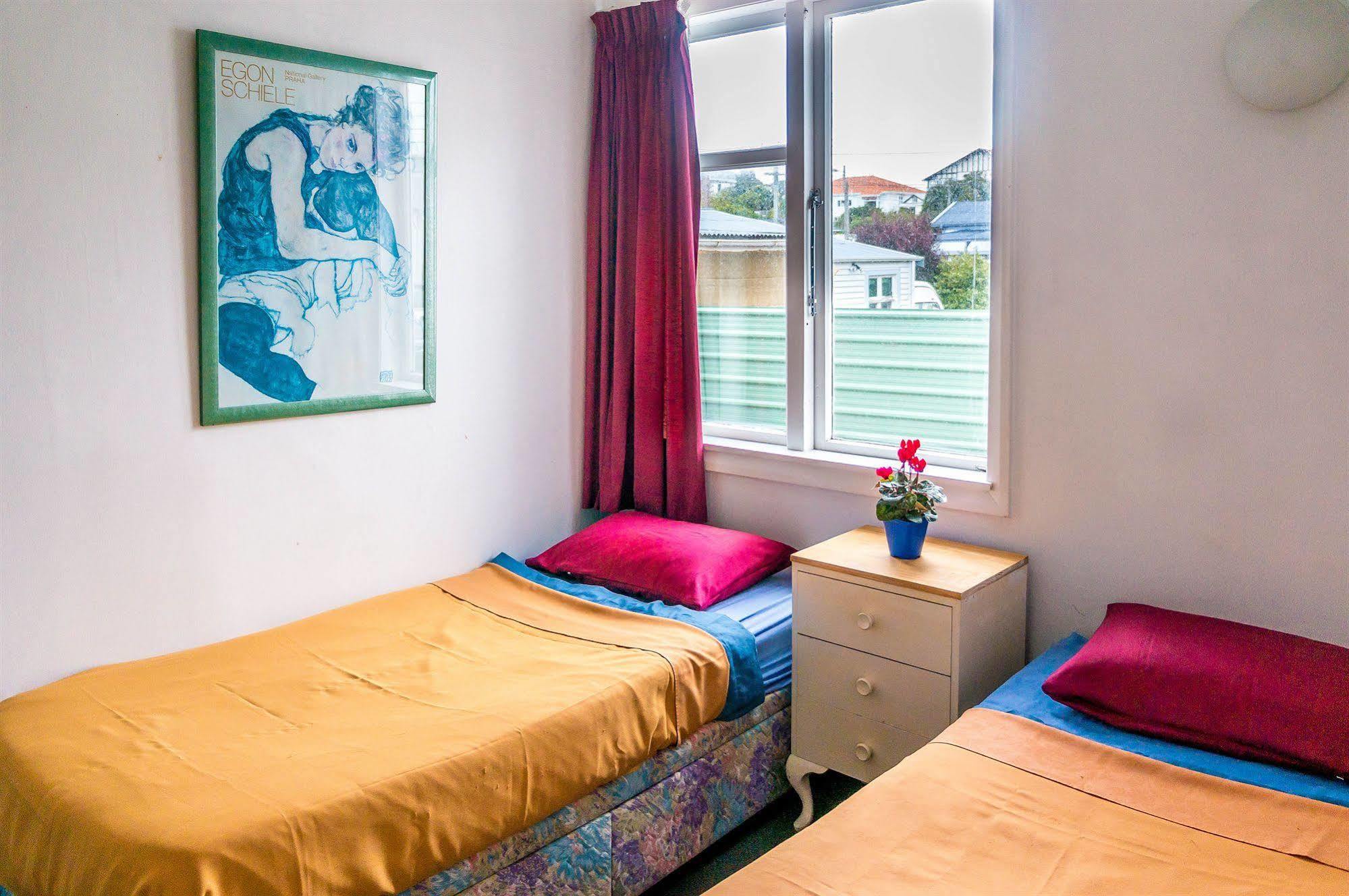 42B College House Vandrarhem Whanganui Exteriör bild