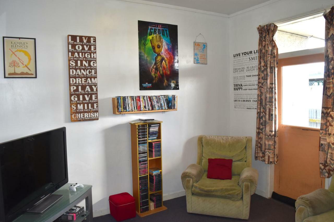 42B College House Vandrarhem Whanganui Exteriör bild