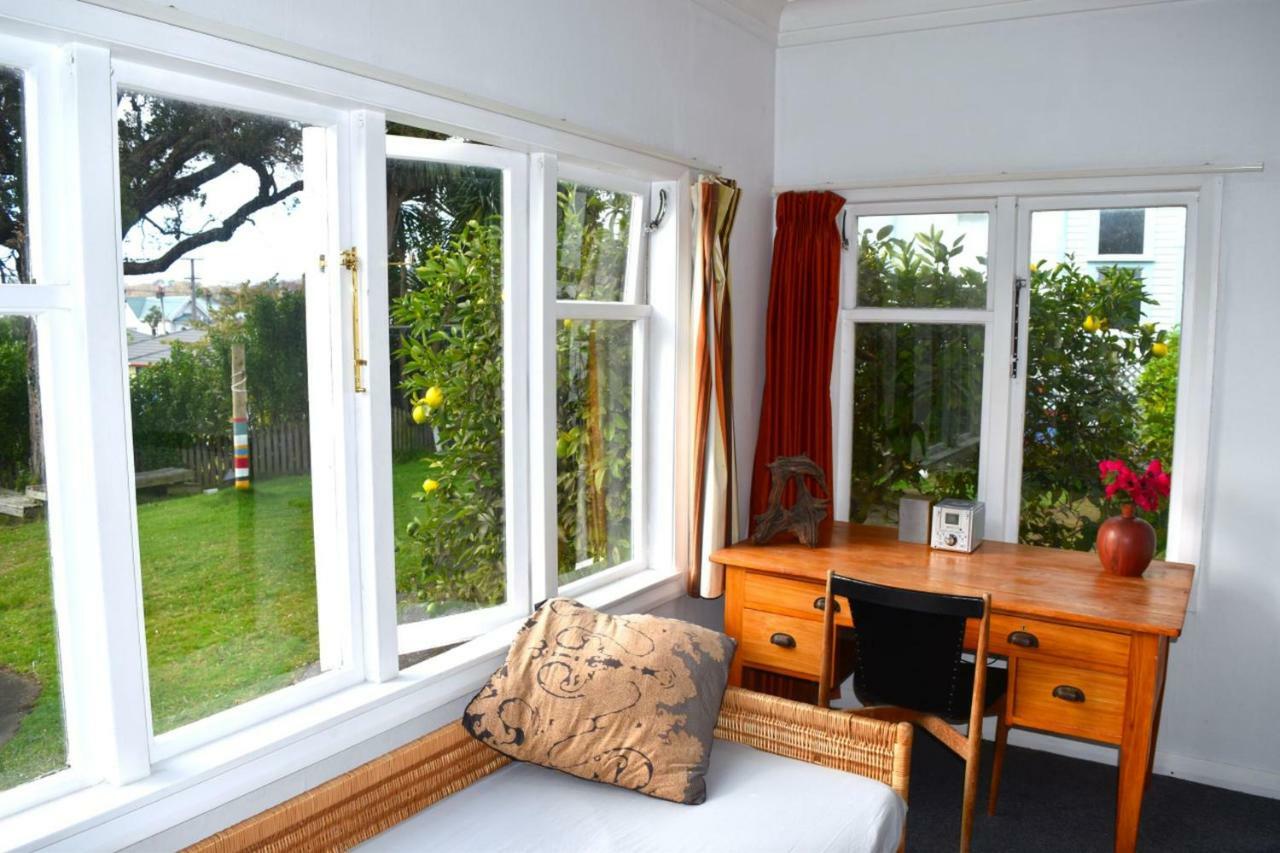 42B College House Vandrarhem Whanganui Exteriör bild